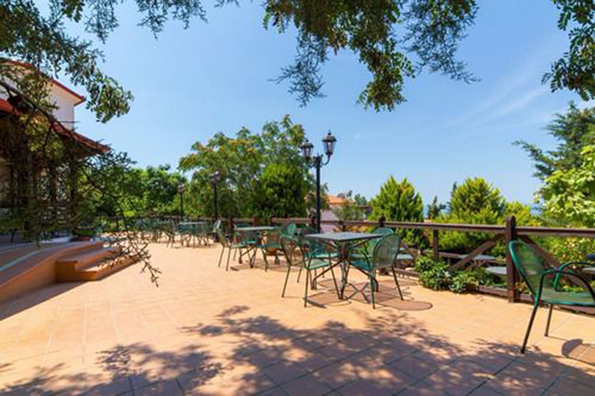 Roxani Country House Resort มาโรเนีย ภายนอก รูปภาพ