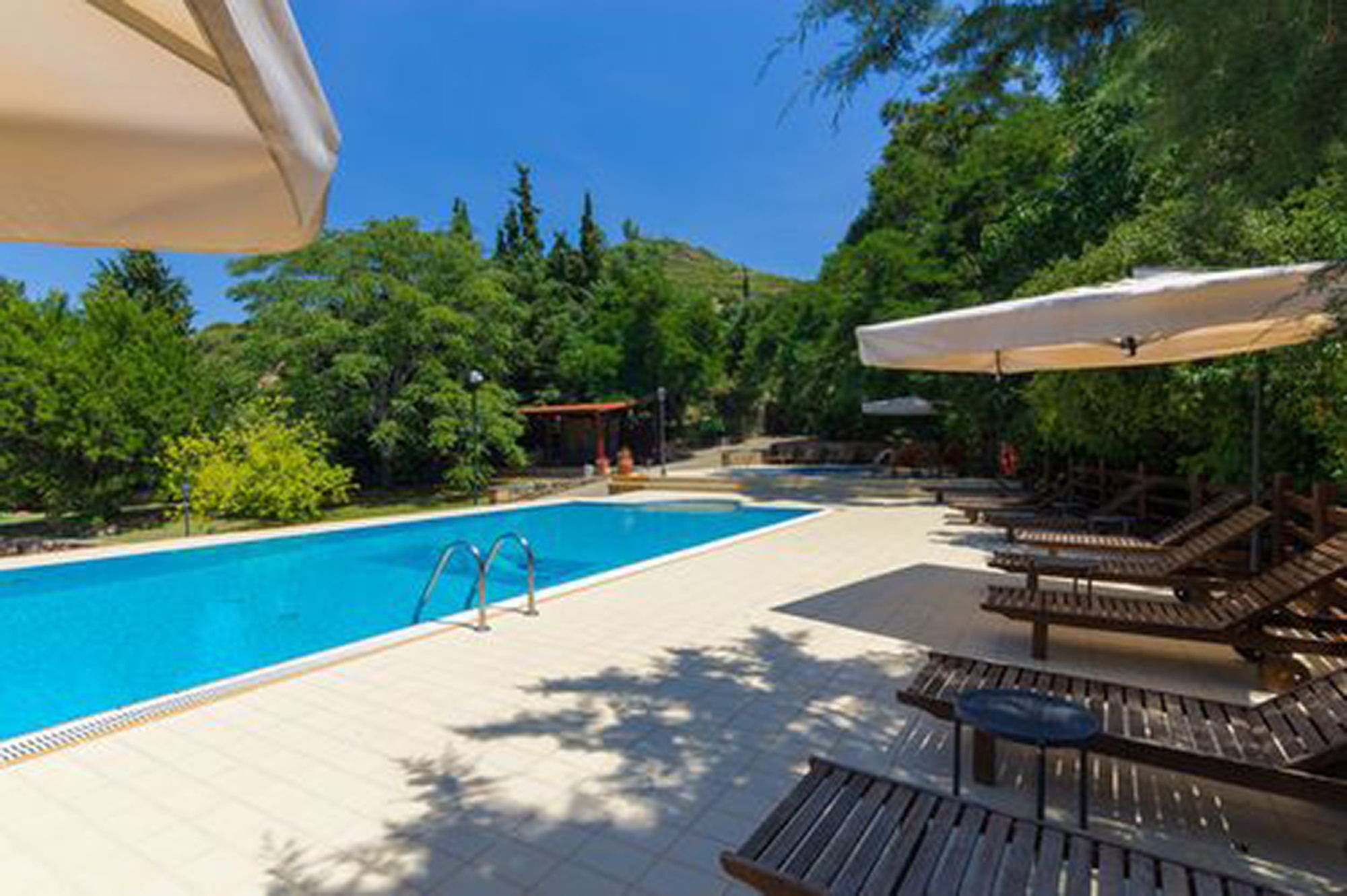 Roxani Country House Resort มาโรเนีย ภายนอก รูปภาพ